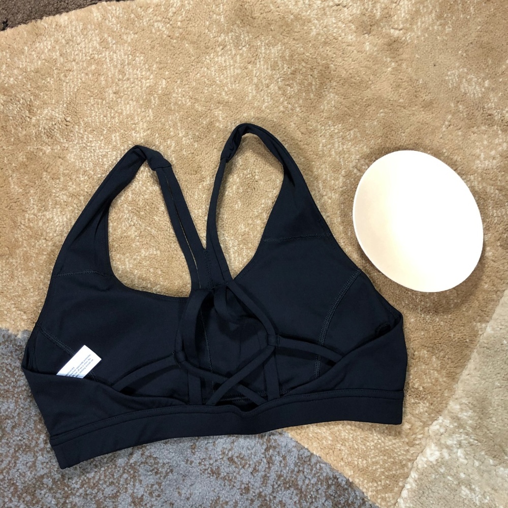 Women’s Black Workout Sports Bra, Size Medium - Picture 4 of 7